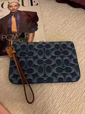 Coach Large Corner Zip Wristlet Signature Denim Blue Monogram